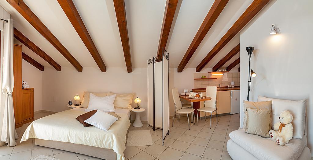 Villa Croatica Apartments Жаборич Екстериор снимка