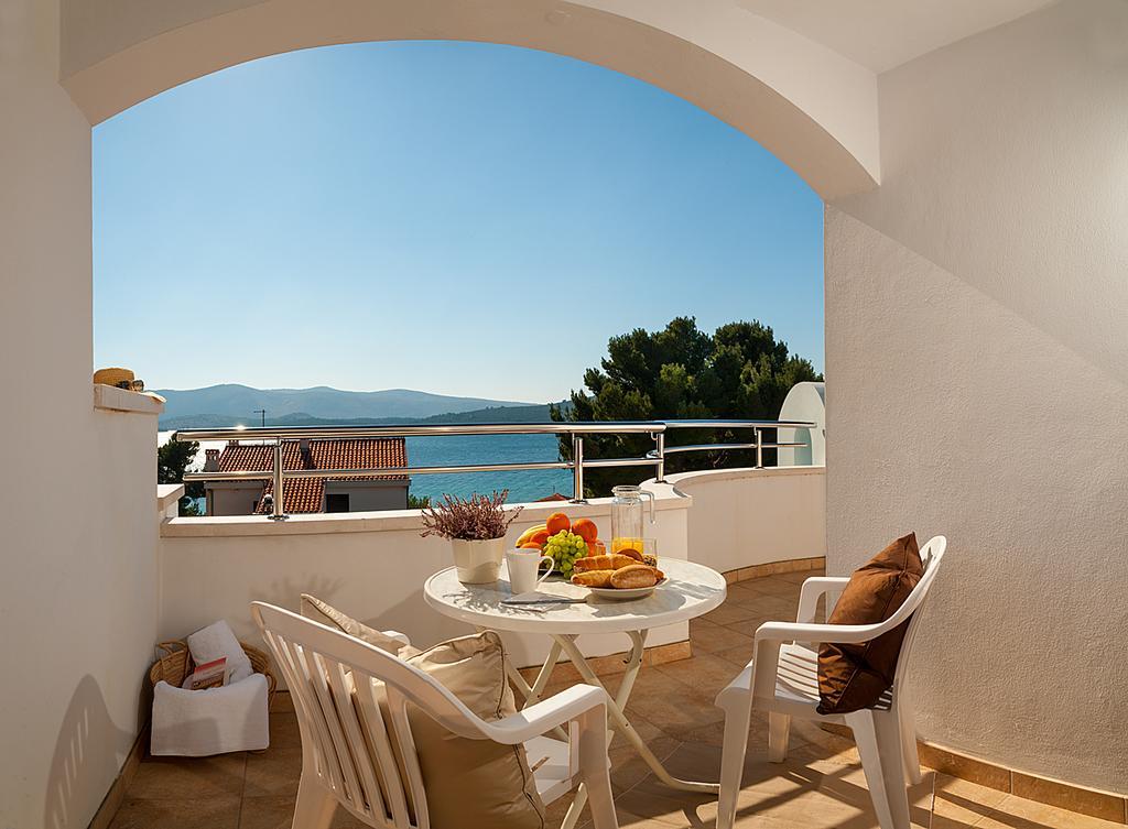 Villa Croatica Apartments Жаборич Екстериор снимка