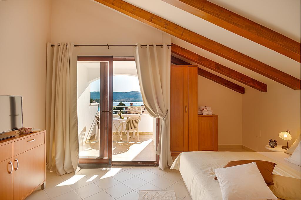 Villa Croatica Apartments Жаборич Екстериор снимка